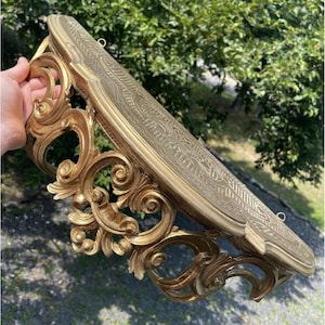 Vintage Cast Plastic Hollywood Regency Retro Style Wall Console Decorative Shelf