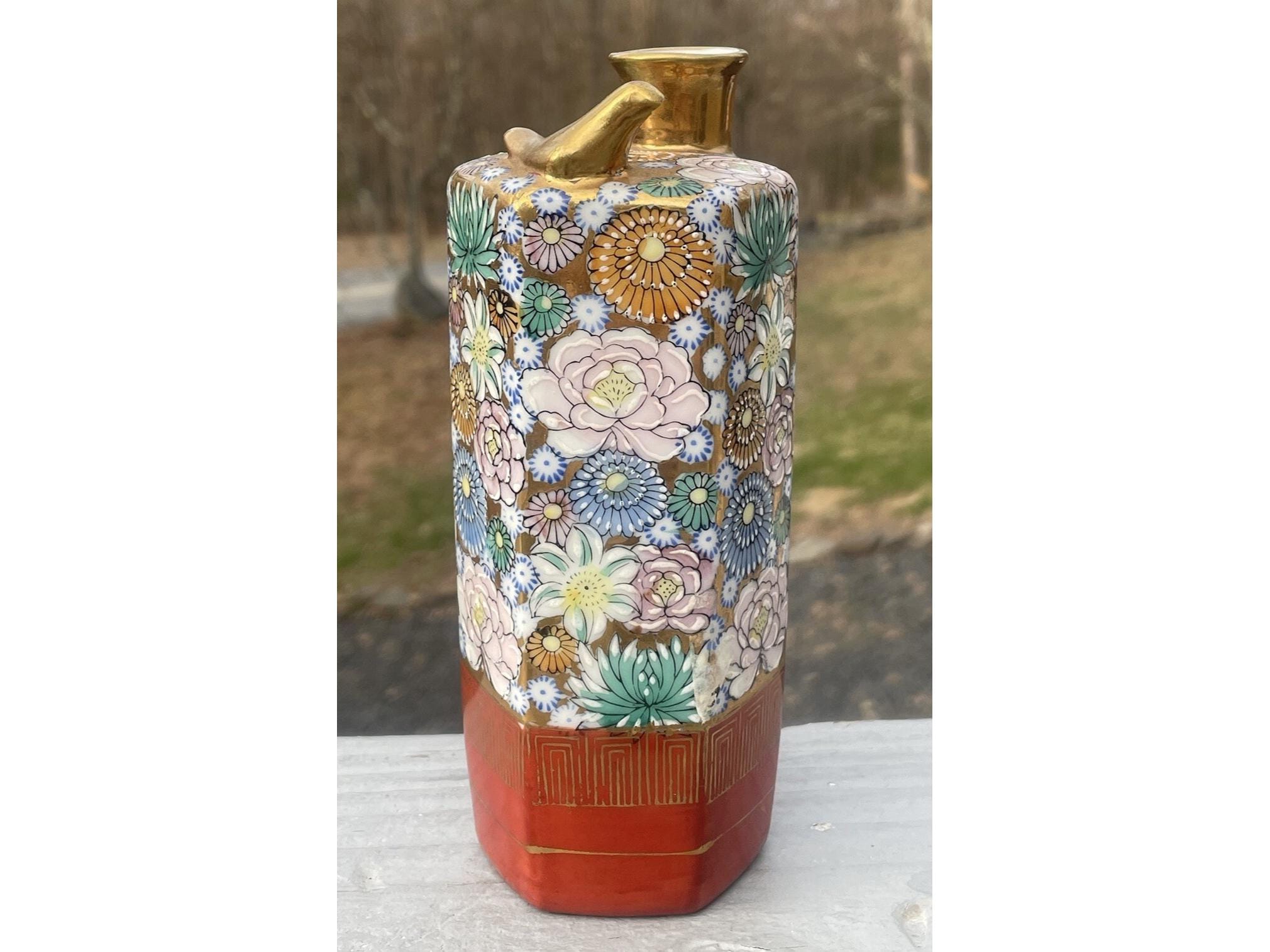 工芸品 Kutani ware vase by Takashi Kitamura il_fullxfull.6932649827_mnwm.jpg