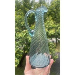 7-3/8&quot; Vintage Aqua Blue Swirl Optic Glass Cruet Pitcher 20th C. Applied Handle