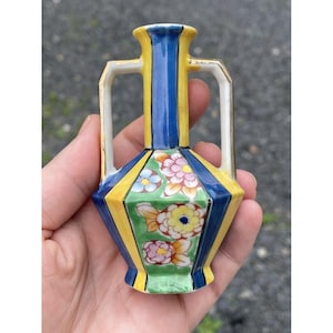 Mid-Century Modern Vintage 1940s - 1950s Occupied Japan Porcelain Miniature Vase
