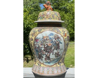 RARE & LARGE Antique Chinese Qing Dynasty Hand Painted Enameled Jar Urn Famille