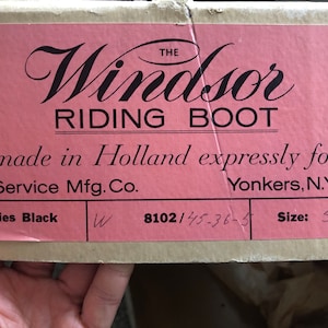 Vintage 5.5 Windsor Riding knee-high black horseback riding boots, pull on, John Mann, Made in Holland, Yonkers NY