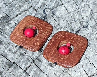 Wooden dangling earrings with accent bead