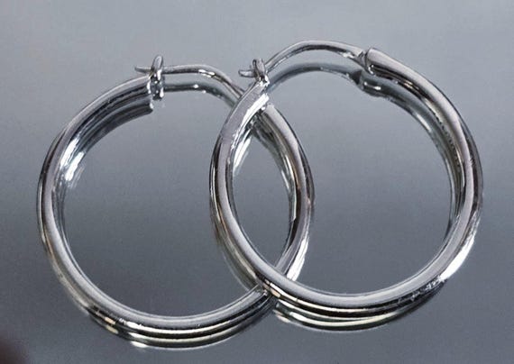 ESTATE JEWELRY: Sterling Silver Hoop Earrings