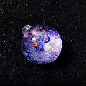 Custom Planet necklace,Personalized resin planet necklace,bright star necklace,Space universe Stars Pendant,glass dome,Space Galaxy Necklace