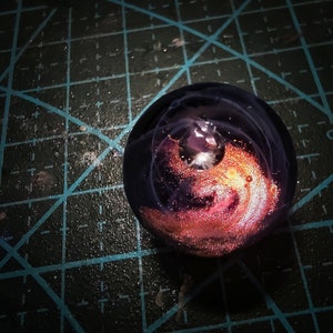Custom resin planet necklace,personalized universe necklace,bright star necklace,Space Planet Stars Pendant,glass dome,Space Galaxy Necklace