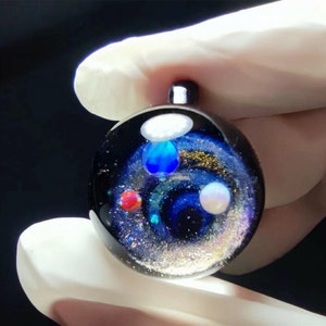 Handmade Planet necklace,Personalized resin planet necklace,bright star pendant,Space universe Star Pendant,glass dome,Space Galaxy Necklace