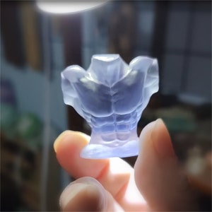 Proud fitness statue resin bodybuilding muscle man muscle mini sculpture broad muscle spoof Halloween decor arm muscle April Fool&#39;s Day Gift