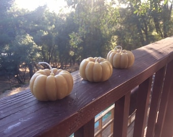 100% Beeswax Pumpkin Candle