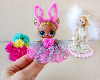 Miniatuur poppenjurk 3 inch, Kleding voor kleine poppen, Roze Volledige jurk voor poppen met konijnenoren, Pop outfit