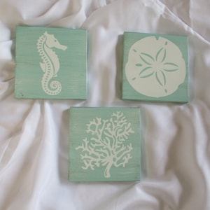 Coastal Charm: Trio of Mini Wood Signs-Seahorse, Sand Dollar & Coral-Beachy Wall Decor-Beach Wall Decor–Nautical Tiered Tray / Shelf Accents