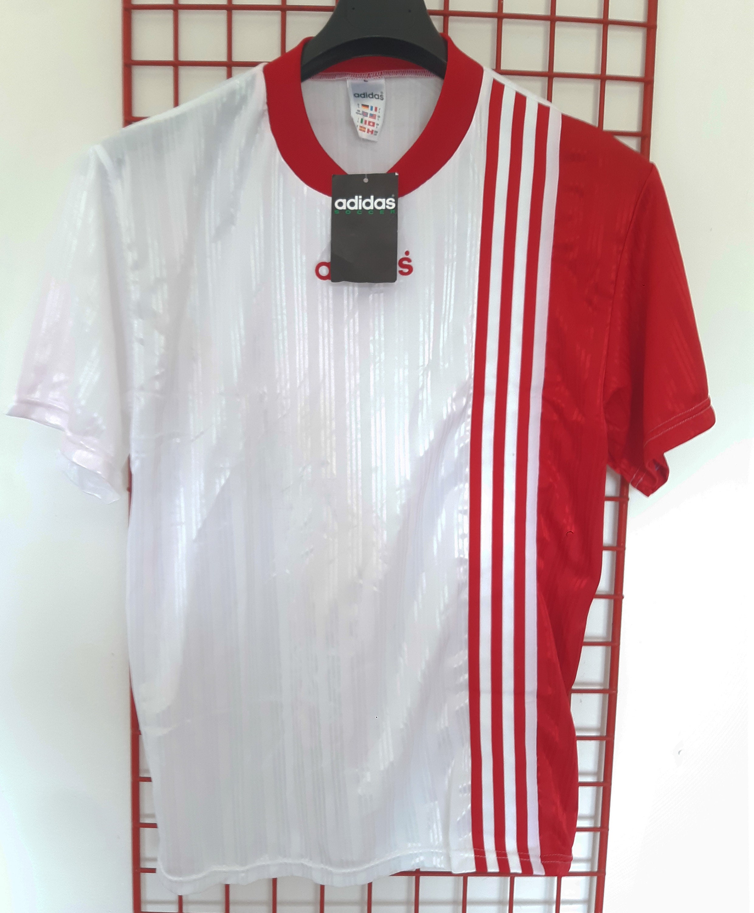 Adidas Vintage Vietnam Soccer National Team Jersey #11 Rare