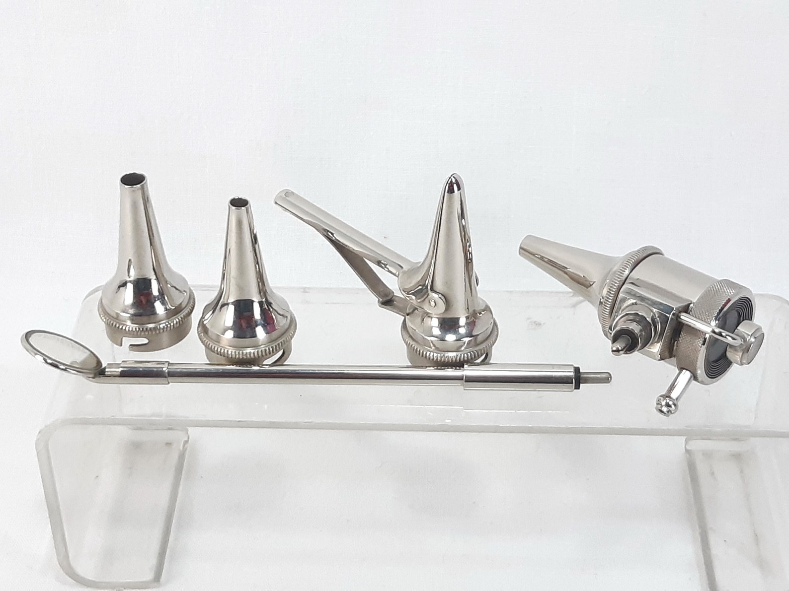 Vintage Otoscope diagnostic surgical instruments from the Etsy