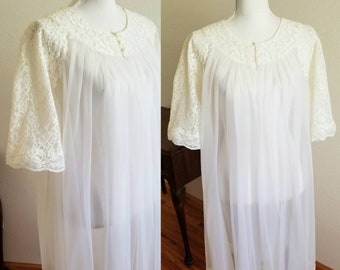 Vintage Lace Trimmed Sheer Nightgown Robe - Size Medium