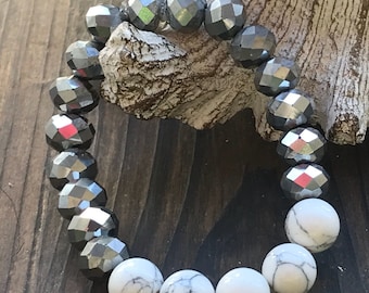 Beaded Bracelet, Stretch Bracelet, Silver Bracelet, White bracelet, Boho Jewelry, Stretch Jewelry, Stackable bracelet, Gemstone Bracelet