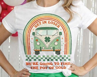 Retro St. Patrick’s Day Shirt – Vintage Irish Camper Van Lucky Shamrock Rainbow Graphic Tee