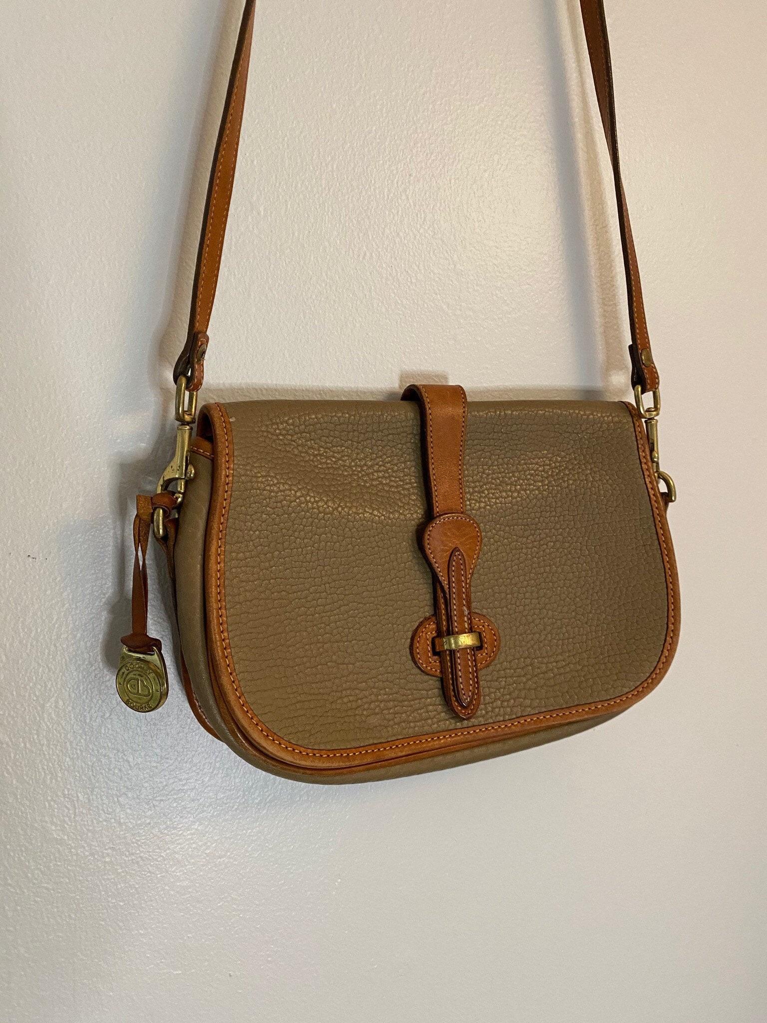 d & b purse