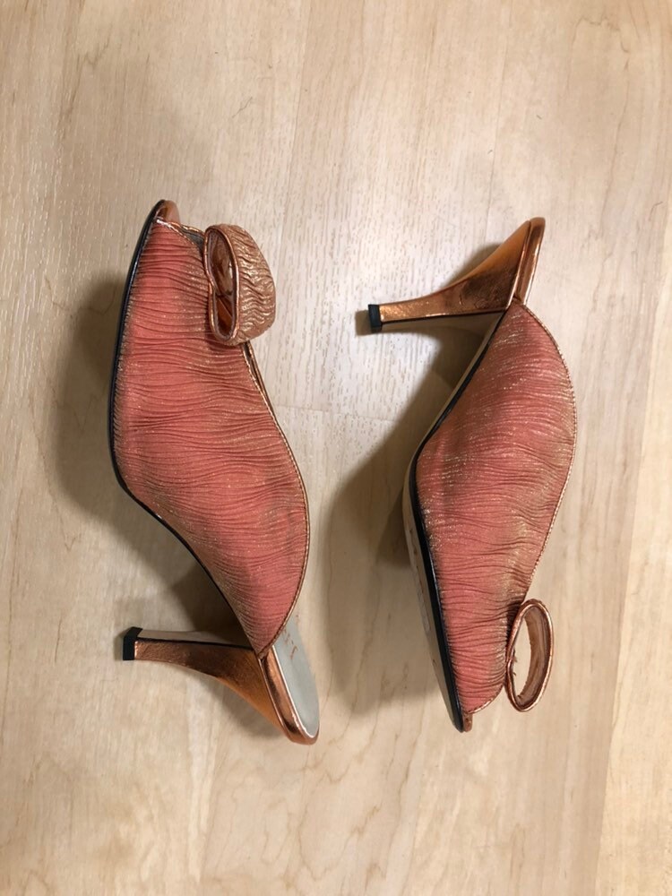 coral colored pumps
