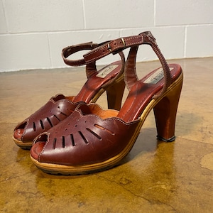 Zodiac Heels, Wooden Heels, Vintage Shoes, 6.5, Vintage Fashion, 1970&#39;s Style, True Vintage 70&#39;s
