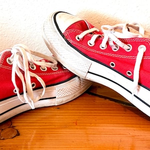 Converse Chuck Taylor All Star Lift Platform RED Canvas Low Top M6 W8 EU39