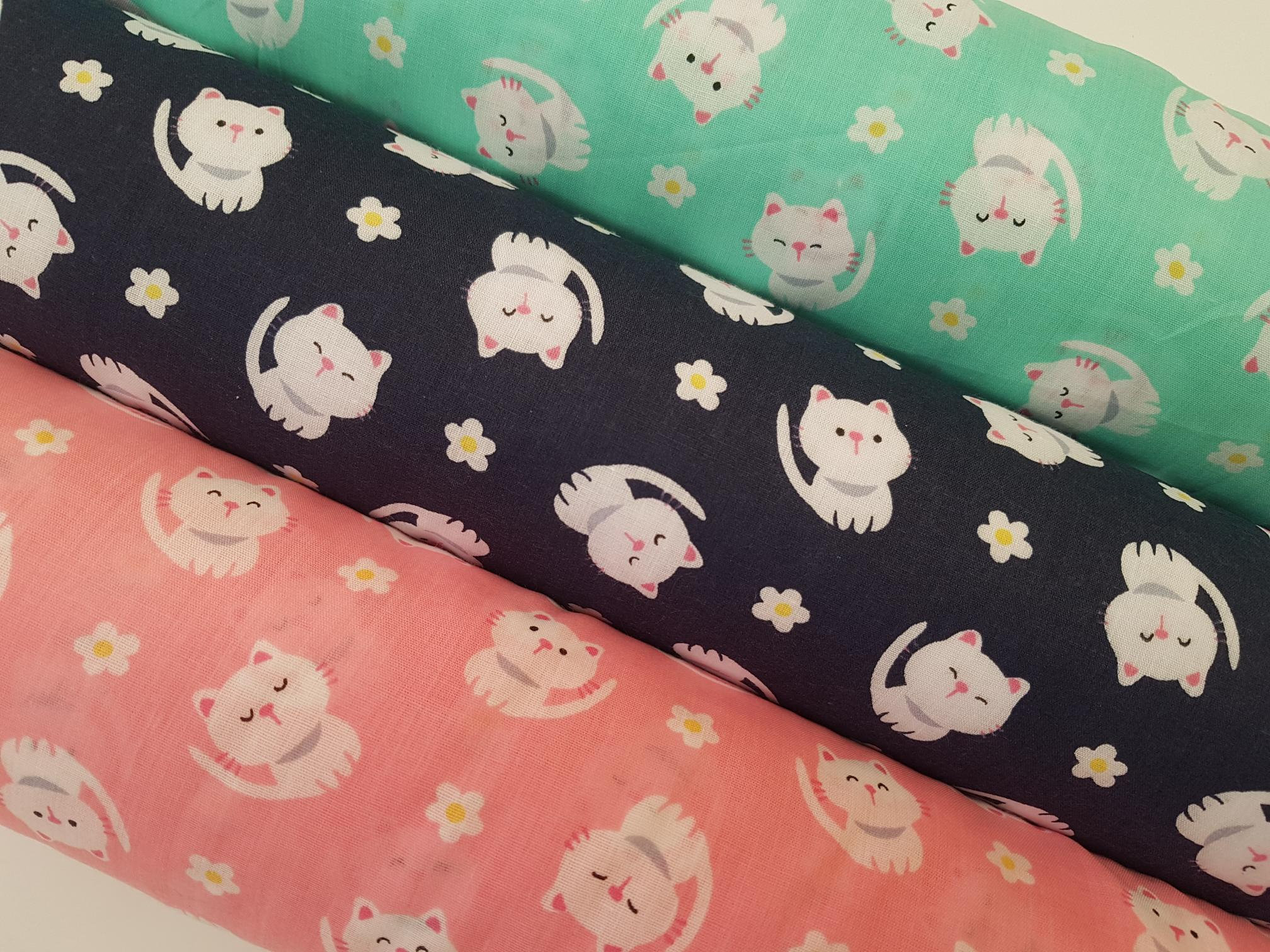 Kittens cats & Floral Daisies Printed Polycotton Fabric per Metre