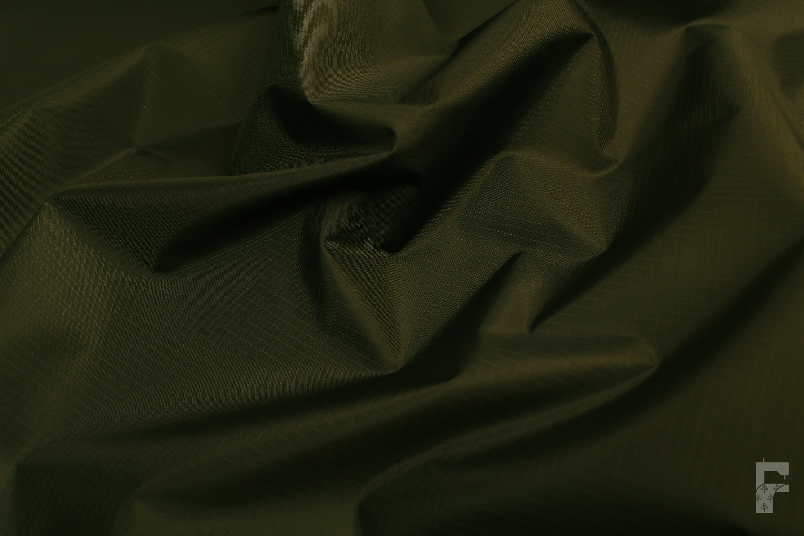 Polyester Rip Stop Tear Resistant Waterproof Fabric 150 Cms Wide – Sold ...