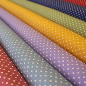 3mm weiße Polka Dots (Stiftflecken) auf Baumwollstoff - 100% Handwerk Baumwolle - Rose & Hubble