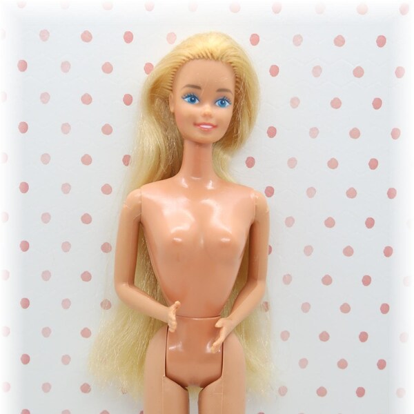 Vintage Big Blue Eyes Long Blonde Hair Nude Barbie Doll c1966 Body Ready To Dress