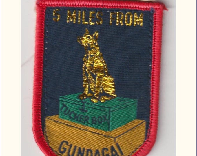 Vintage Retro /'5 Miles From Gundagai/' The Dog On The Tuckerbox Australian Cloth Patch Souvenir Collectible