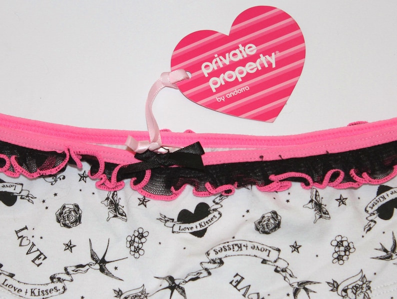 Vintage Valentine Romantic Rockabilly Pink Black /& White Love Panties Size 14