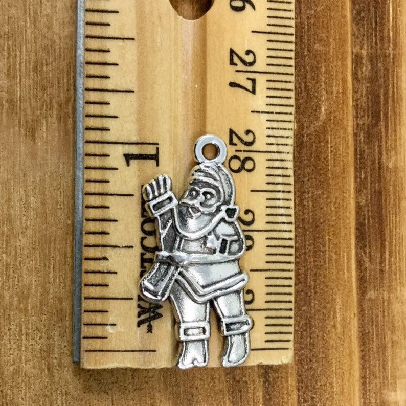 Santa Charm Qty 5 Santa Claus Pendant Silver Santa Claus Charm