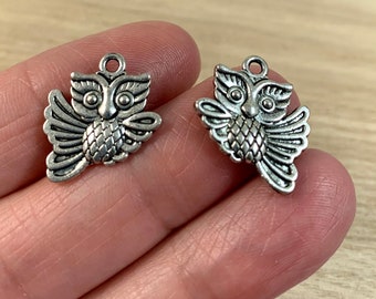 Silver Owl Charms, Antiqued 2 Sided Owl Charms, Qty 40