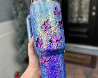 Lila Glitter mit Schmetterlingen 120 ml Glitter Becher mit Griff | Stanley