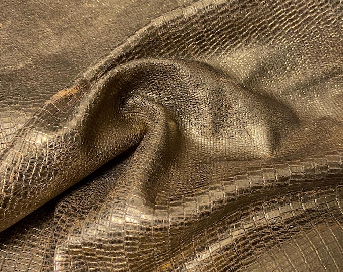 Gold Metallic Snake Print, Calf skin, Exotic print leather with metallic effect, Leather supplier, Genuine Italian leather for crafts