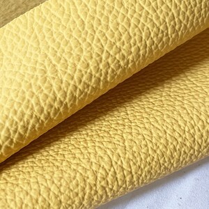 Gelbes Strukturiertes Italienisches Rindsleder: Präge Polsterung, Taschen, Schuhe Bild 7