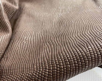 Brown Lizard Print Calf Skin Leather: Embossed Italian Cowhide