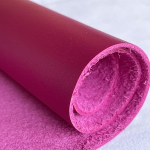 Pelle bovina liscia fucsia, Pelli in pelle pieno fiore, Vera pelle di mucca italiana, Pelle per la produzione di calzature e borse, Fornitura di pelle italiana