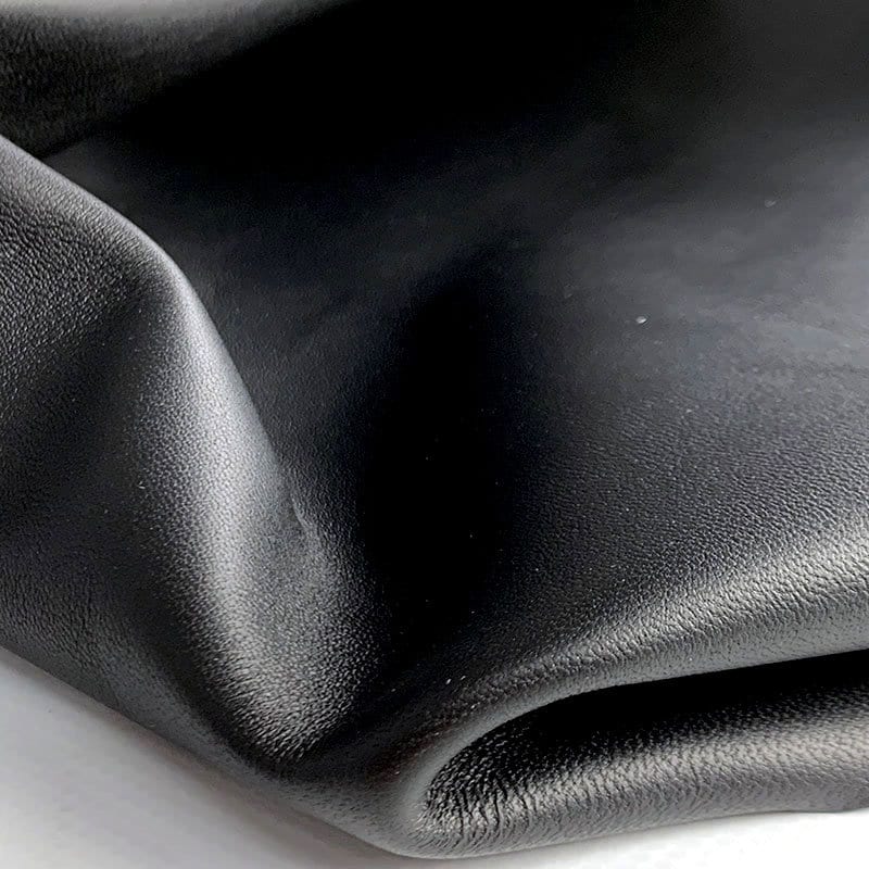 Italian LEATHER Fabric by the Yard / Designer ECO Leather Fabrics for  Sewing / 270 GSM / Widht 145 Cm 