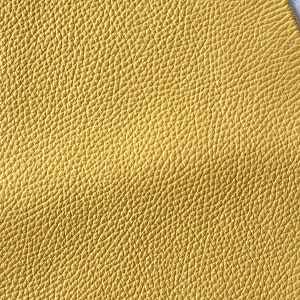 Gelbes Strukturiertes Italienisches Rindsleder: Präge Polsterung, Taschen, Schuhe Bild 9