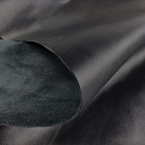 Italian Black Smooth Cow Leather: Full Grain DIY Leather Supplier image 6