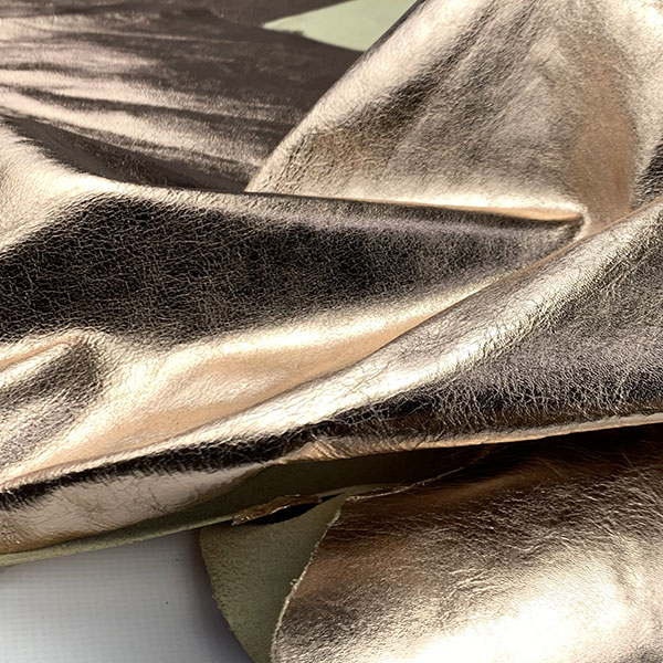 Rose Gold creased metallic leather, Genuine Italian leather by the yard,  Leather supplier, Leather for bagmaking, Shinny leather, calf skin