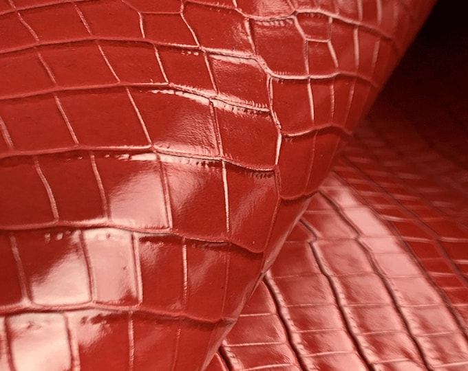 Rouge Croco print Leather, Crocodile print, Calf skin, Genuine Leather, Italian leather, Leather for bags, Leather for shoes, Leather supply