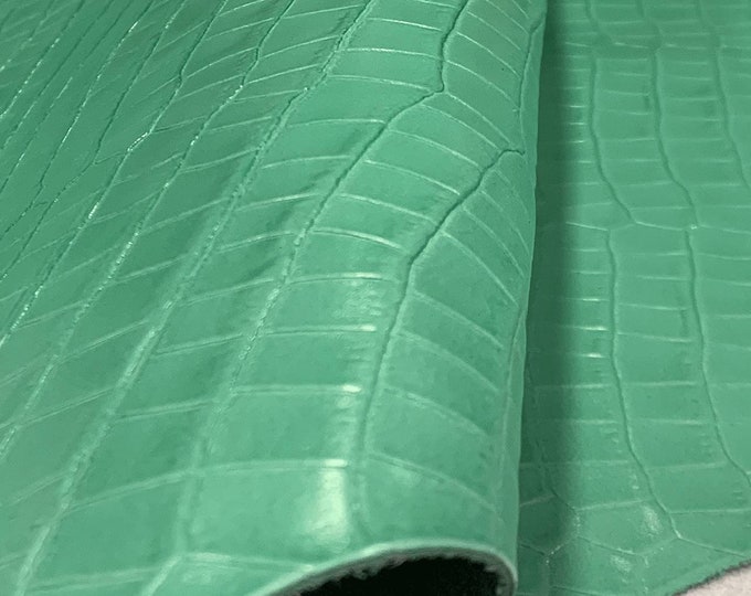 Mint Crocodile Stamped leather, Split Calf leather for shoes and handbags, Stamped leather Hide, Leather for Fashion and DIY, Exotic Leather