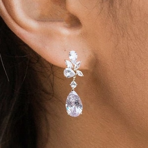 Wedding Earrings, Cubic Zirconia Bridal Earrings, Silver Earrings, Silver Bridal Earrings, CZ Earrings, Rhinestone stud Earrings