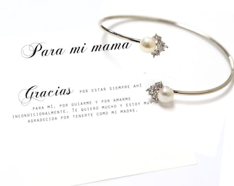 Custom Pearl Bangle Bracelet: Mother of the Bride Gift