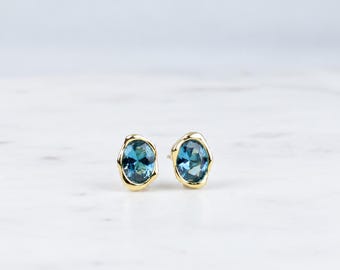 Organic Bezel Oval Cut Stud Earrings, Gold Earrings, Modern Oval Crystal Studs, Minimalist Gold Jewelry, Aquamarine Blue Stud Earrings