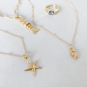Dainty gold necklace, Starfish Necklace,Pendant necklace, gift for her, dainty jewelry, Necklaces for women, 14k gold vermeil, Ocean Jewelry