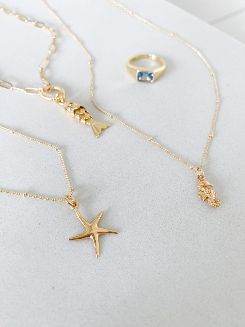 Dainty gold necklace, Starfish Necklace,Pendant necklace, gift for her, dainty jewelry, Necklaces for women, 14k gold vermeil, Ocean Jewelry