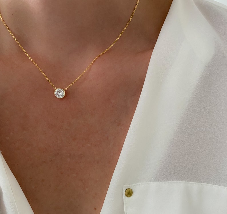 Floating diamond necklace, Birthday Gift, Necklaces for women, Simple necklace, Gold necklace, dainty jewelry, Dainty Necklace, Gift her zdjęcie 6