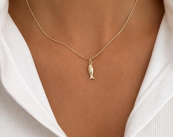 Mini Gold Fish Necklace, Dainty Jewelry, New Jewelry, Gold Necklace, Summer Jewelry, Mini Fish charm, Charm Necklace, Pendant Necklace